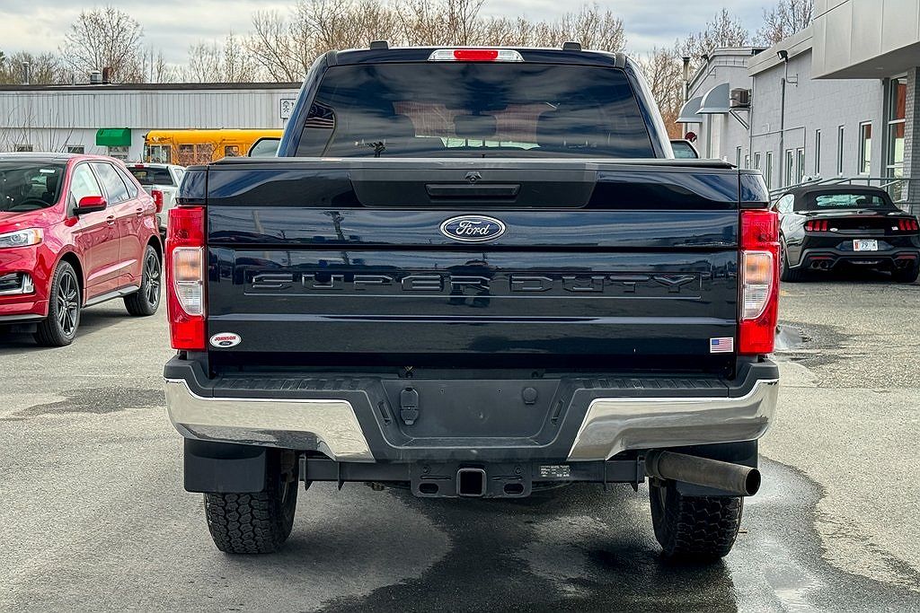 2021 Ford F-250 XL image 3