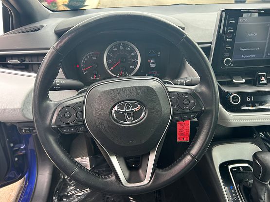 2021 Toyota Corolla SE photo 2