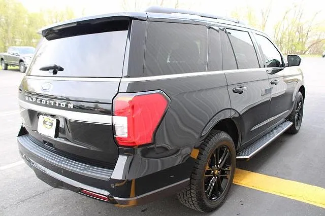 2023 Ford Expedition XLT image 5