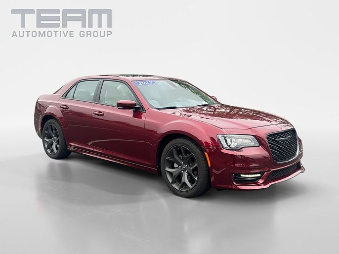 2023 Chrysler 300