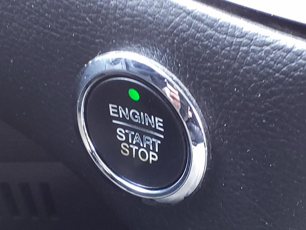 2015 Ford Edge SE image 20