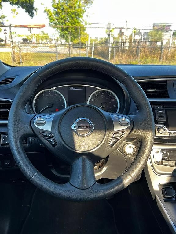 2018 Nissan Sentra S image 5