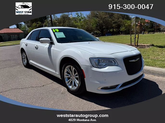 2019 Chrysler 300