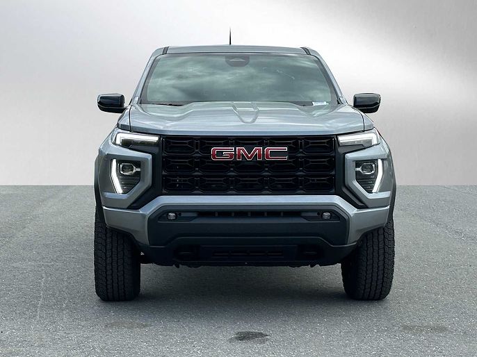 2025 GMC Canyon