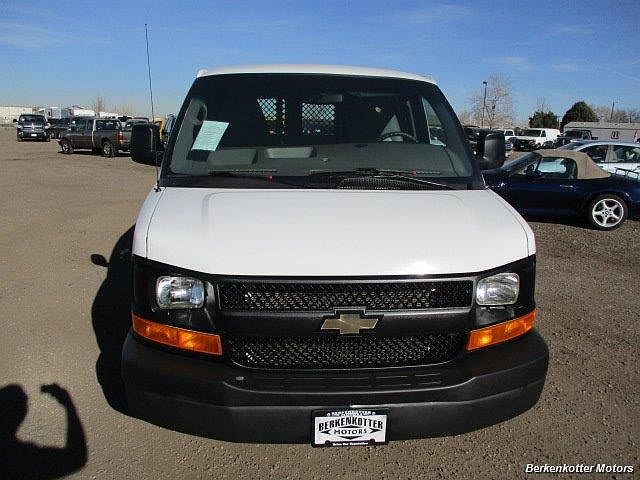 2014 Chevrolet Express 1500 image 1