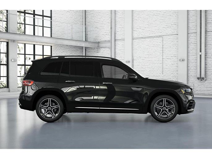 2025 Mercedes-Benz GLB