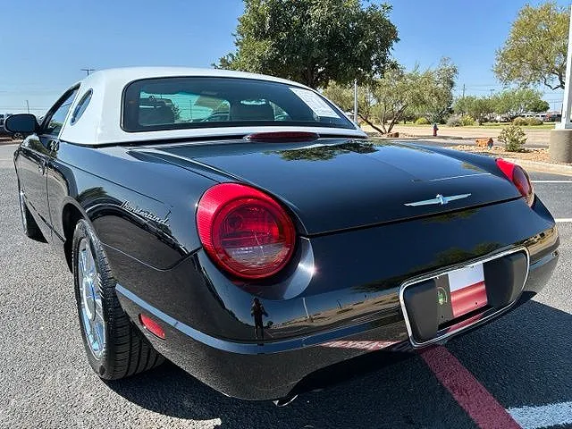 2005 Ford Thunderbird