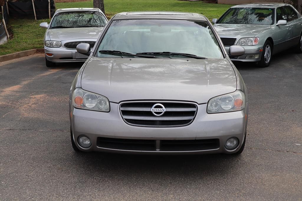 2003 Nissan Maxima GLE image 1