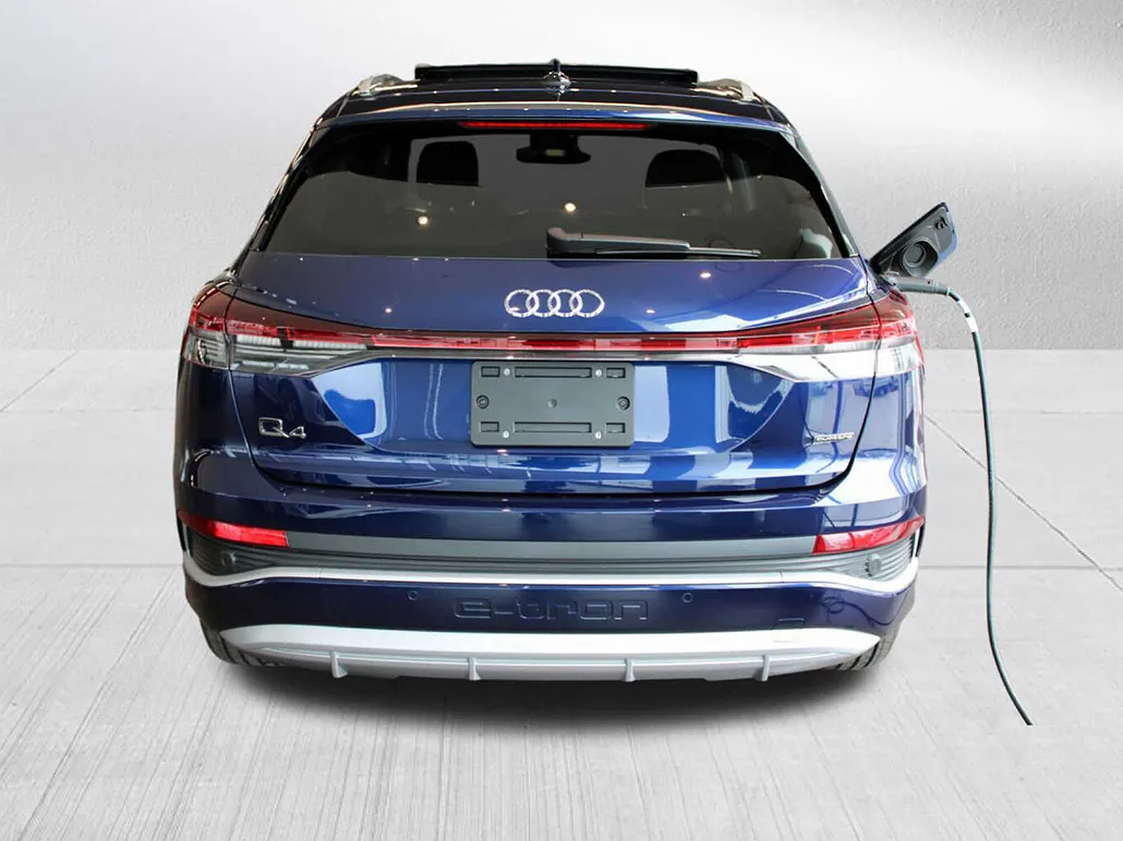 2023 Audi Q4 e-tron Premium image 3