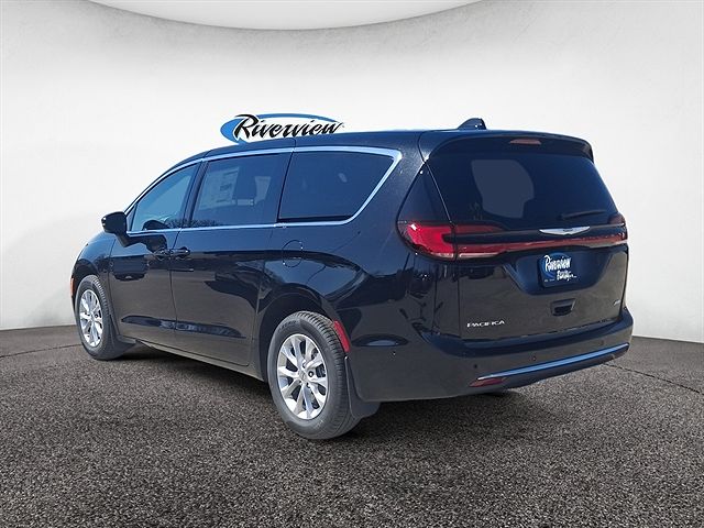 2025 Chrysler Pacifica