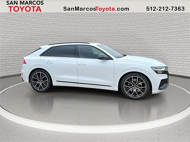 2023 Audi SQ8