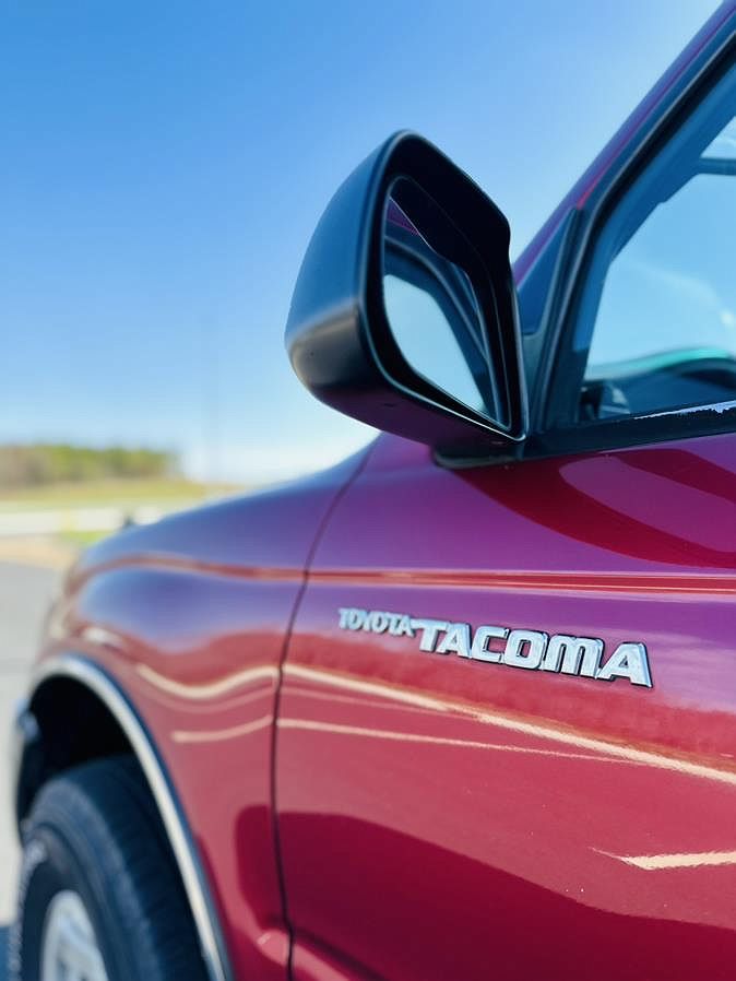2000 Toyota Tacoma null image 7