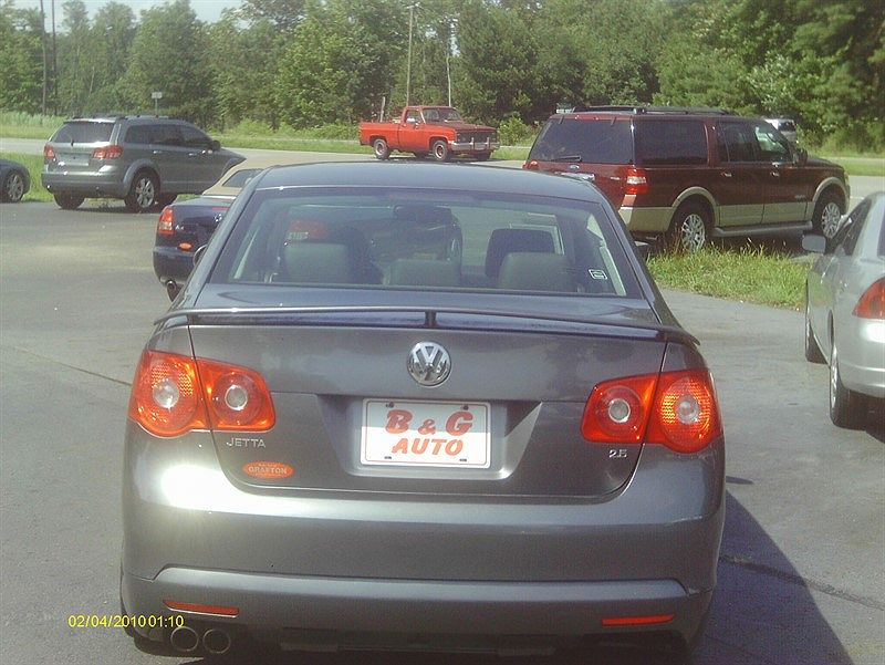2005 Volkswagen Jetta null image 5