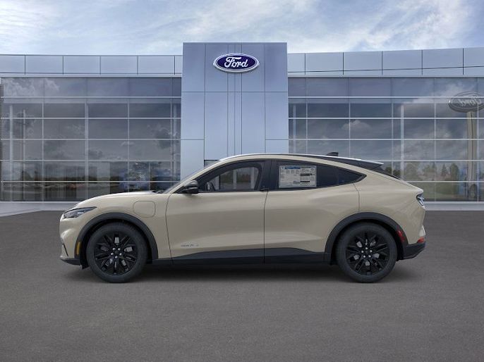 2025 Ford Mustang Mach-E