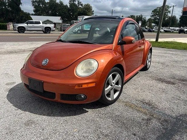 2010 Volkswagen New Beetle
