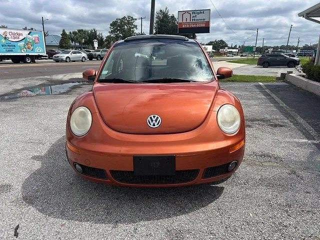 2010 Volkswagen New Beetle