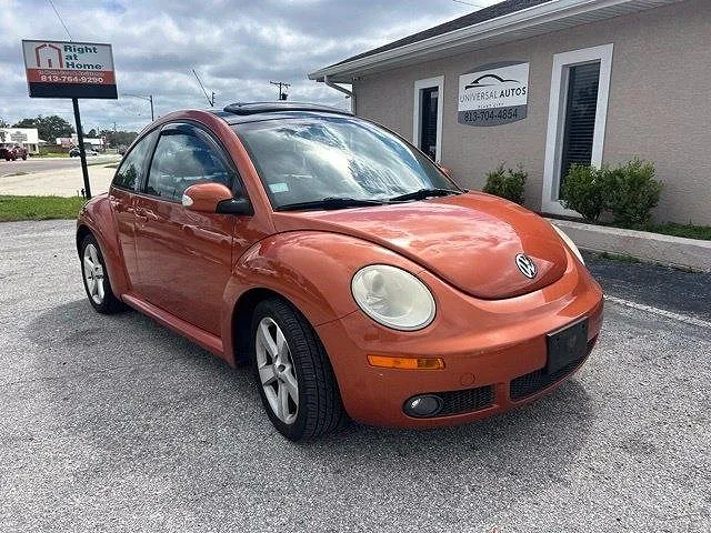 2010 Volkswagen New Beetle