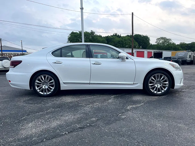 2015 Lexus LS