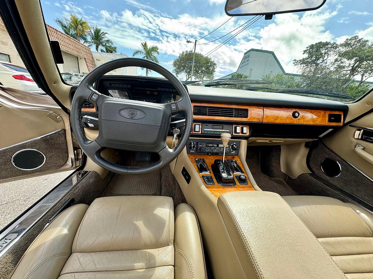 1991 Jaguar XJ XJS image 11