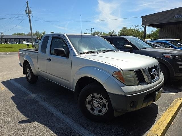 2005 Nissan Frontier XE image 0