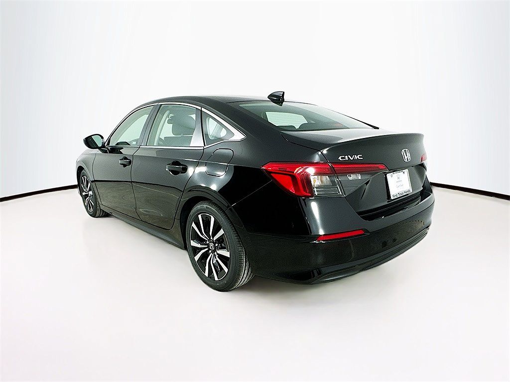 2024 Honda Civic EX image 4