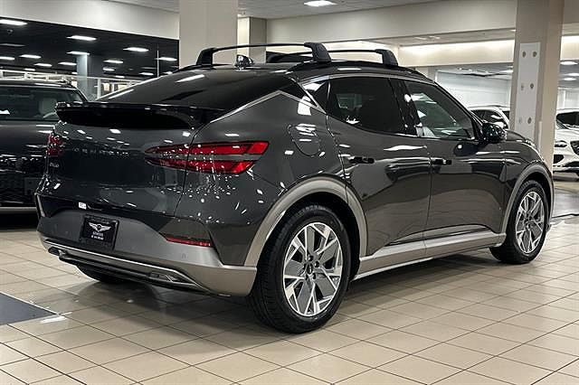 2025 Genesis GV60