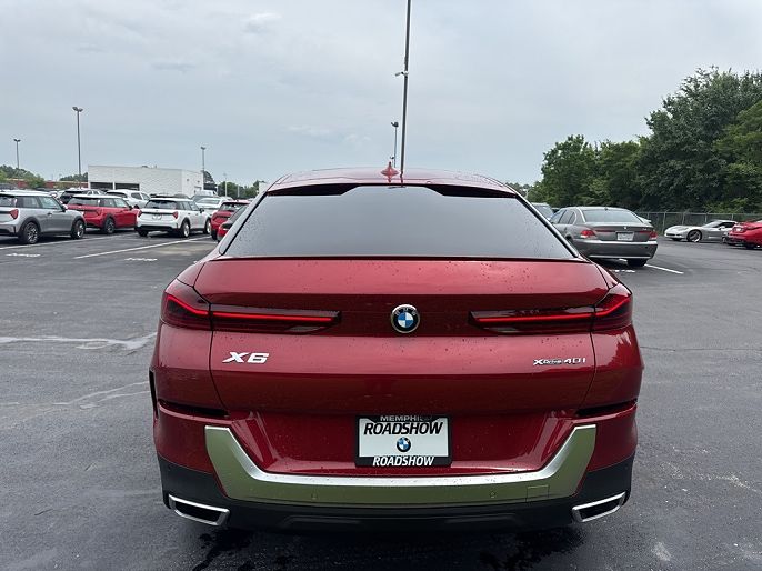 2022 BMW X6