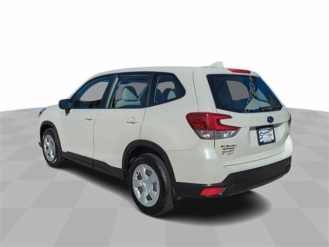 2021 Subaru Forester null image 5