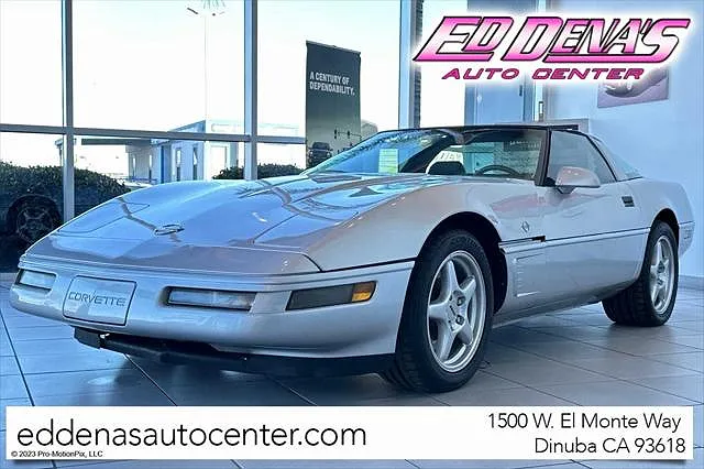 1996 Chevrolet Corvette Base image 0