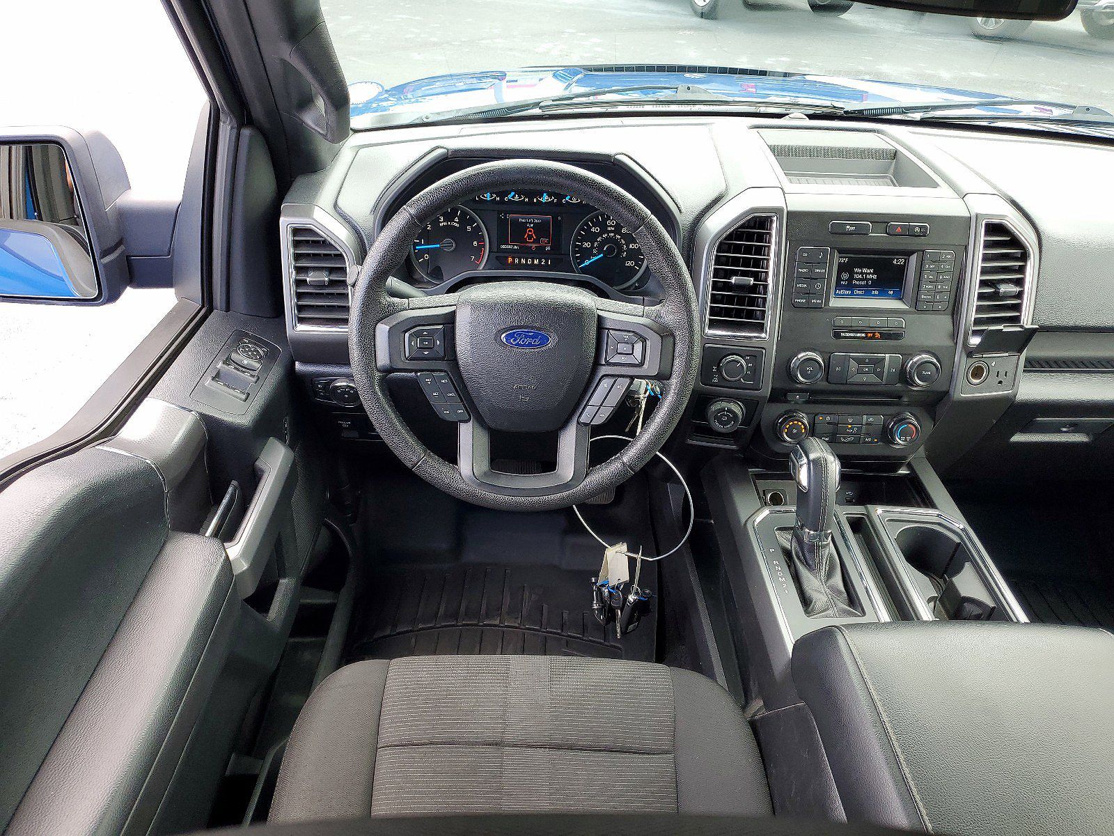2016 Ford F-150 XLT image 13