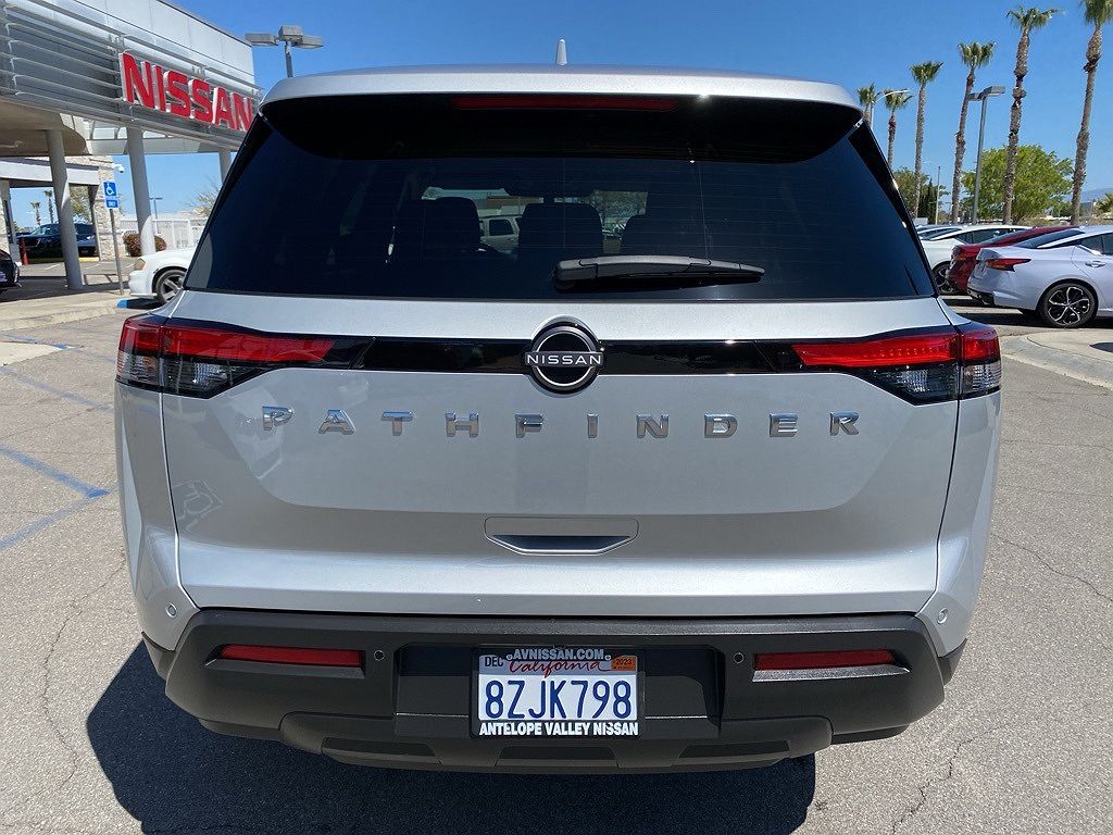 2022 Nissan Pathfinder S image 5
