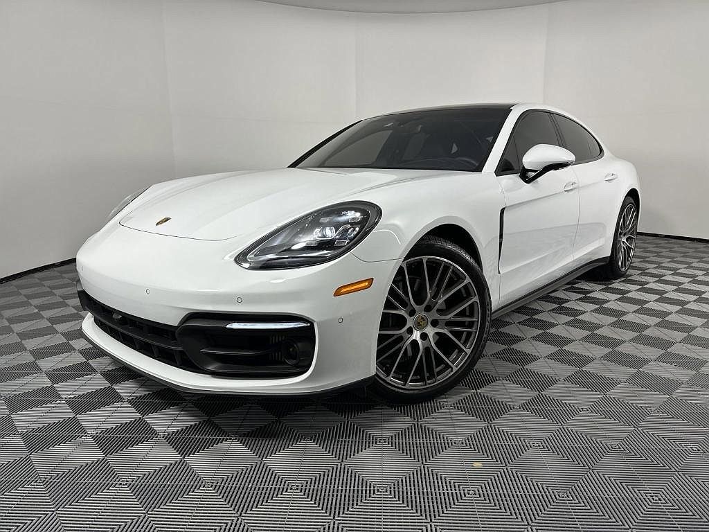 2023 Porsche Panamera null image 0