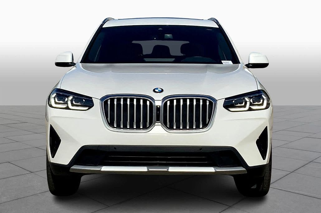 2024 BMW X3 sDrive30i image 2