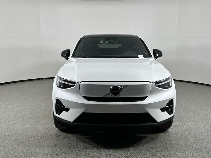 2024 Volvo C40