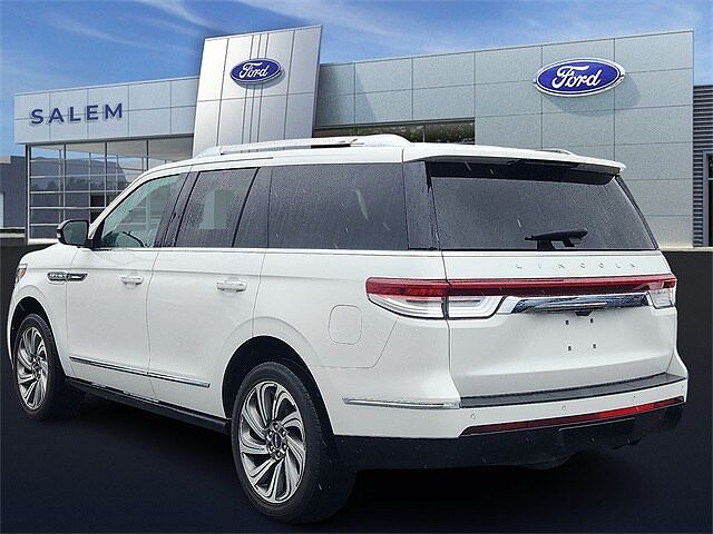 2022 Lincoln Navigator