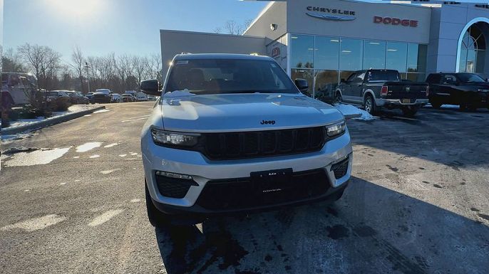2025 Jeep Grand Cherokee