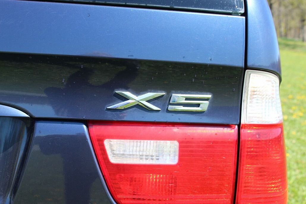 2005 BMW X5 3.0i image 4