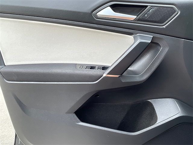 2020 Volkswagen Tiguan S image 5