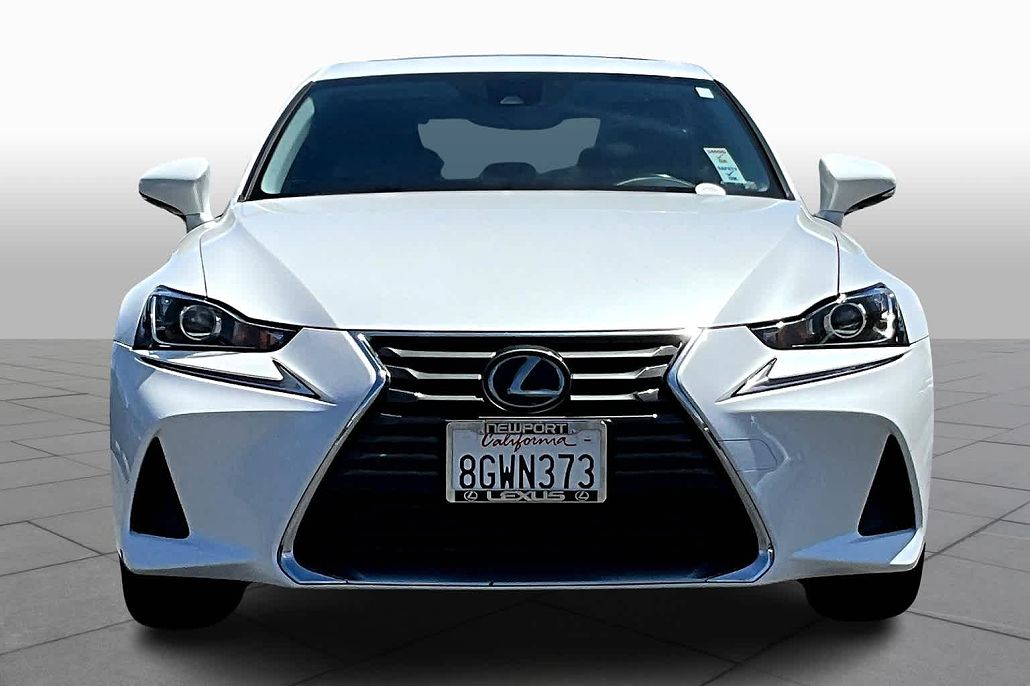 2019 Lexus IS 300 image 2