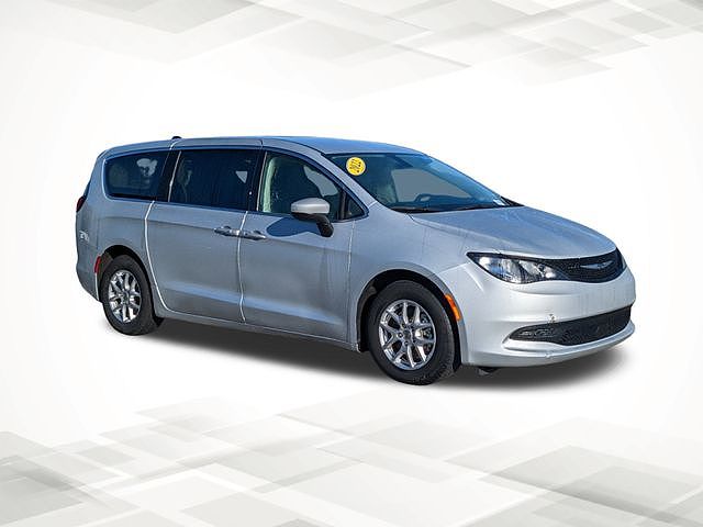2022 Chrysler Voyager