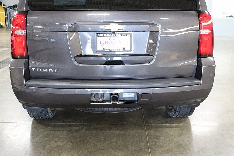 2018 Chevrolet Tahoe LT image 4