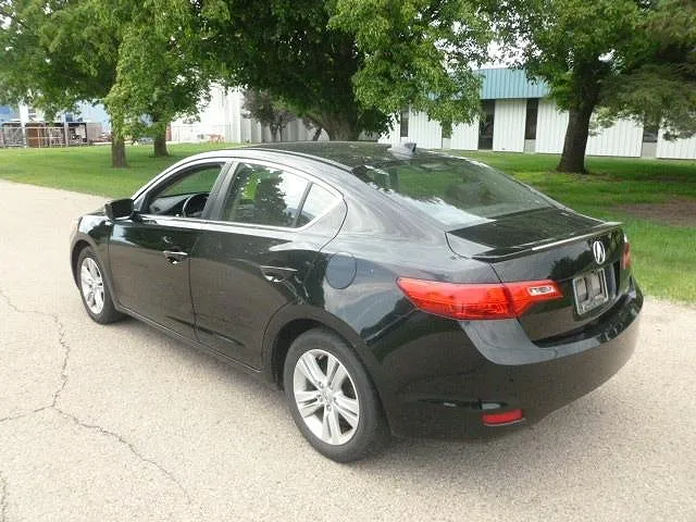 2013 Acura ILX