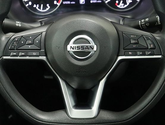 2023 Nissan Sentra SV photo 11