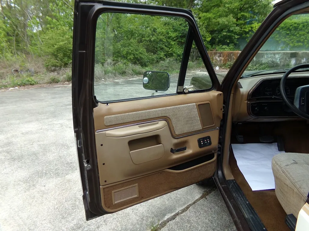 1990 Ford F-150 null image 5