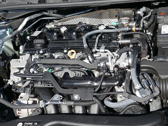 2025 Toyota Corolla LE photo 2