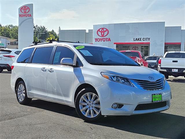 2015 Toyota Sienna