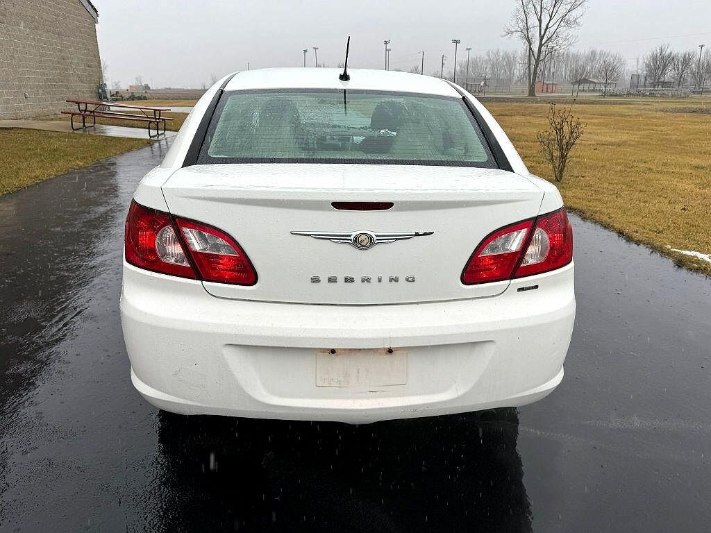 2007 Chrysler Sebring Touring image 5