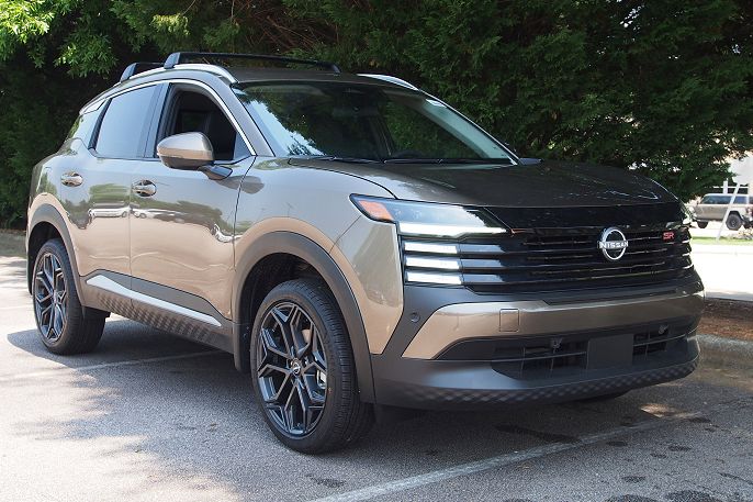 2025 Nissan Kicks