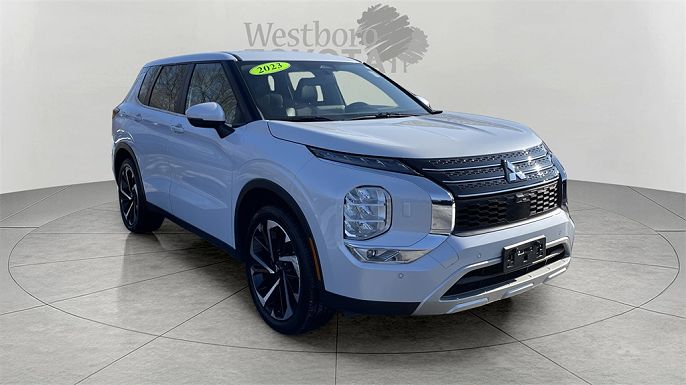 2023 Mitsubishi Outlander