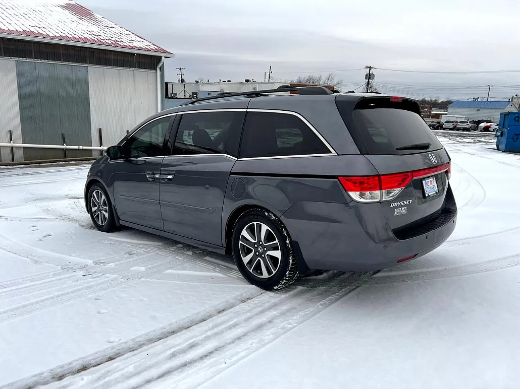 2014 Honda Odyssey Touring image 4